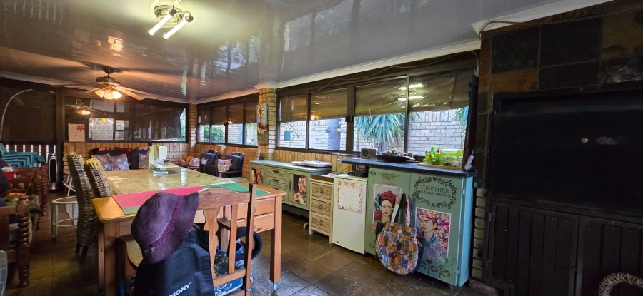 3 Bedroom Property for Sale in Wilkoppies North West